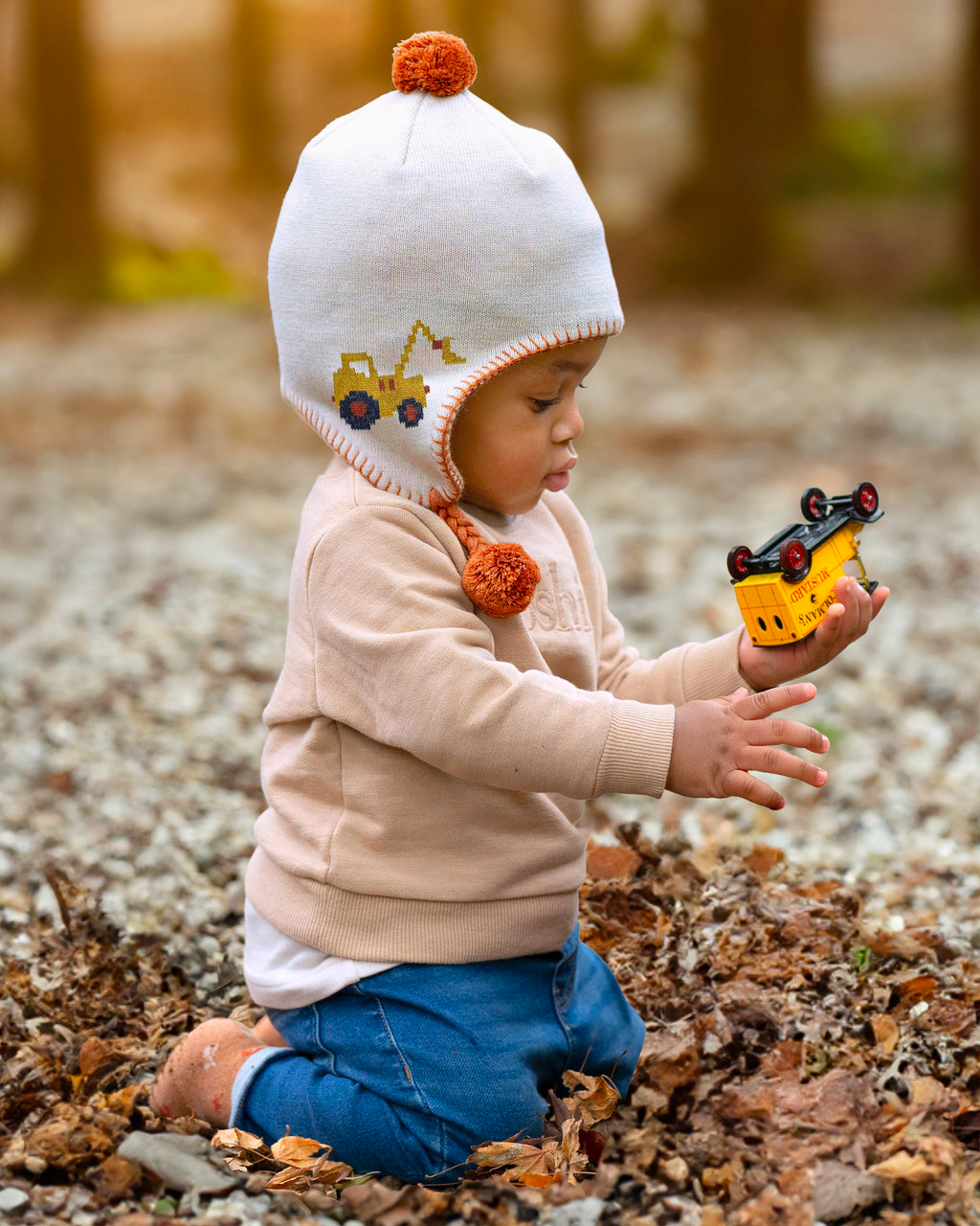 TOSHI ORGANIC EARMUFF STORYTIME EARTHMOVER