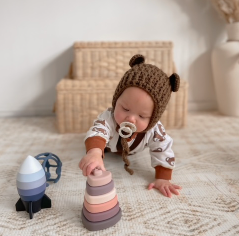 PLAYGROUND Silicone Stacking Tower - Heart