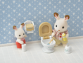 Load image into Gallery viewer, SYLVANIAN FAMILIES COUNTRY BATHROOM SET
