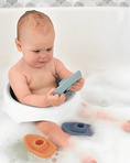 Load image into Gallery viewer, PLAYGROUND Bath Toys 3pk Silicone Tubtime Tug Boat
