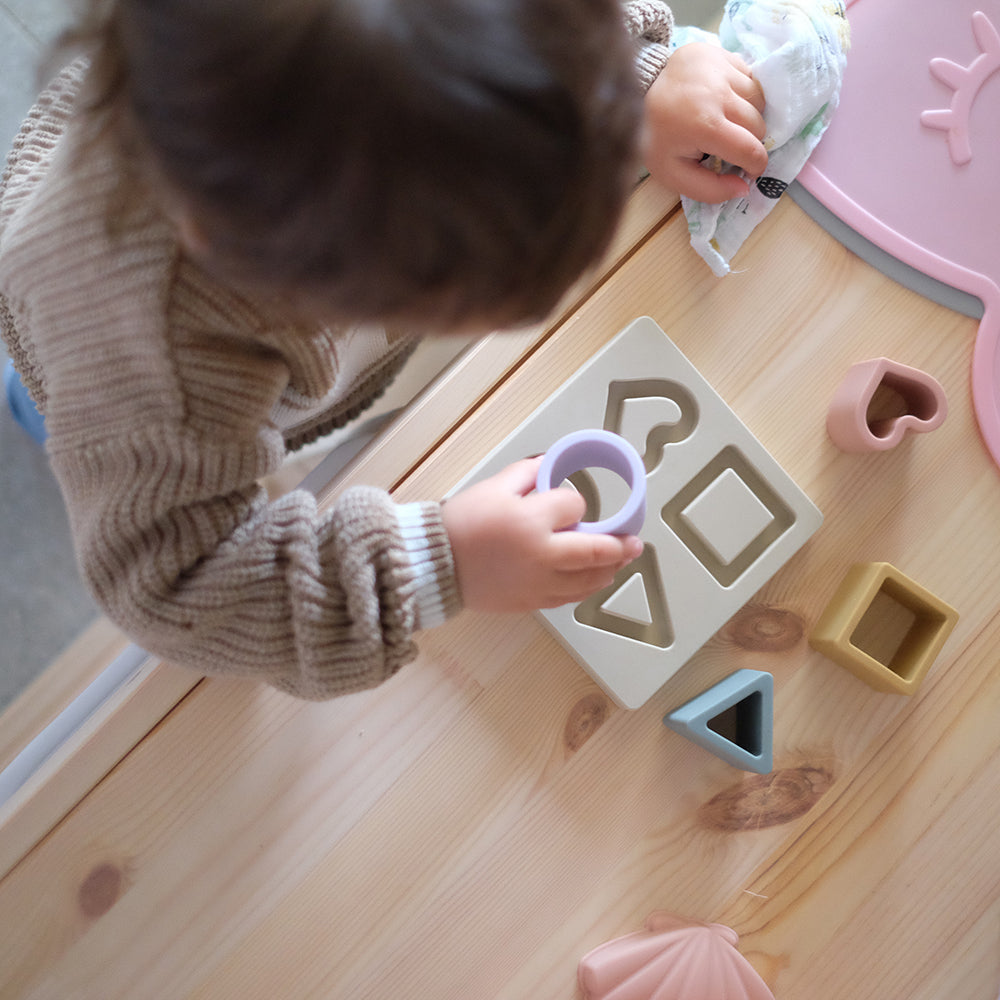 PLAYGROUND Silicone Shape Puzzle - Rose