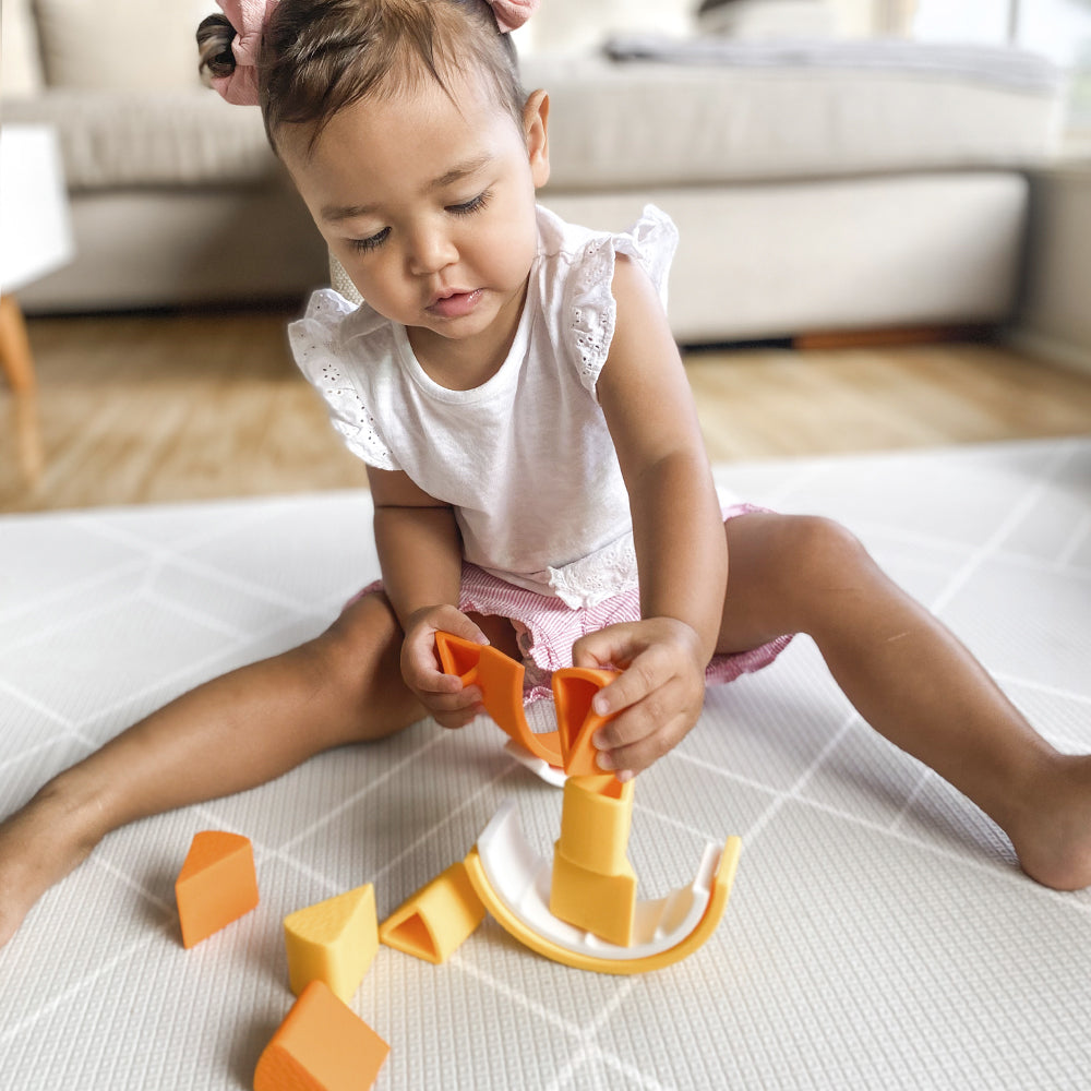 PLAYGROUND Silicone Orange Puzzle