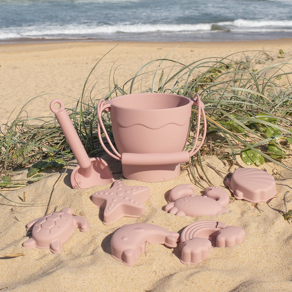 PLAYGROUND Silicone 8pc Bucket & Spade Set - Rose