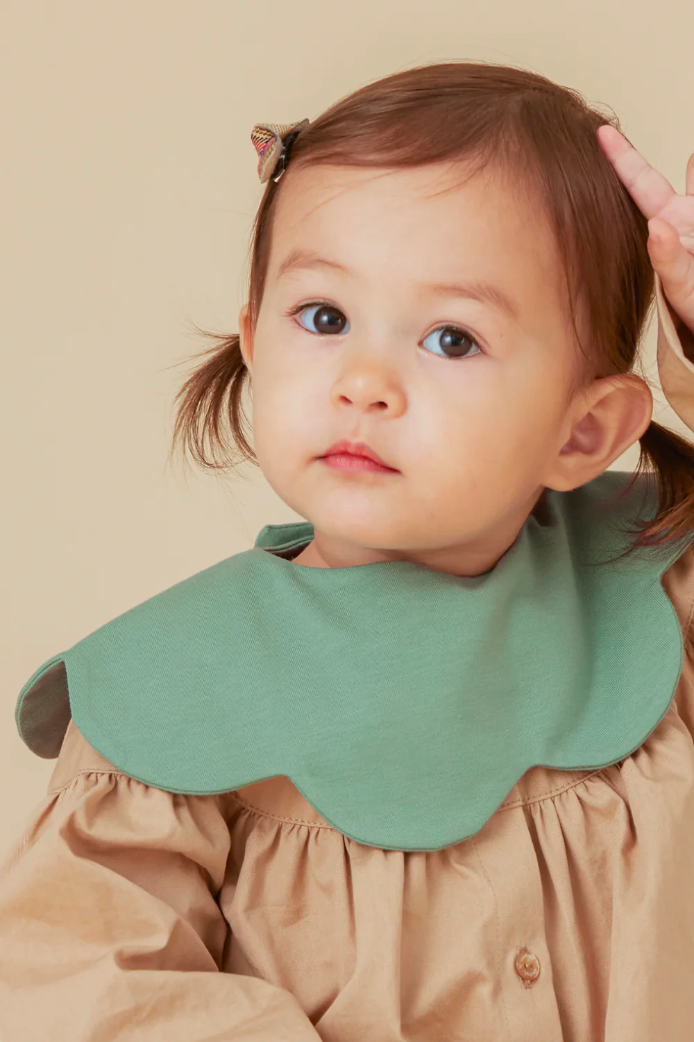 Konny Bib (0M-3Y)