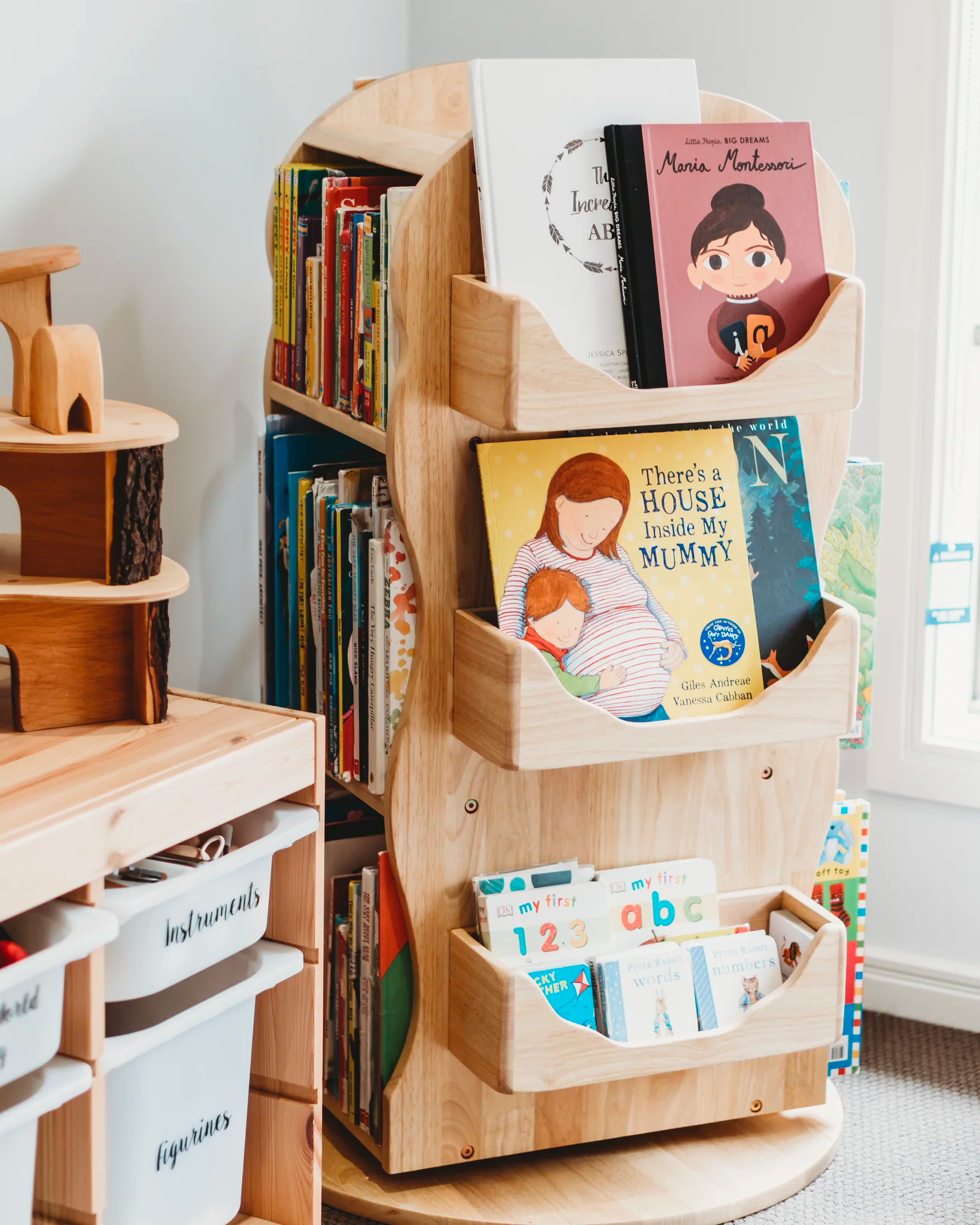 MesaSilla Revolving Solid Wood Bookcase