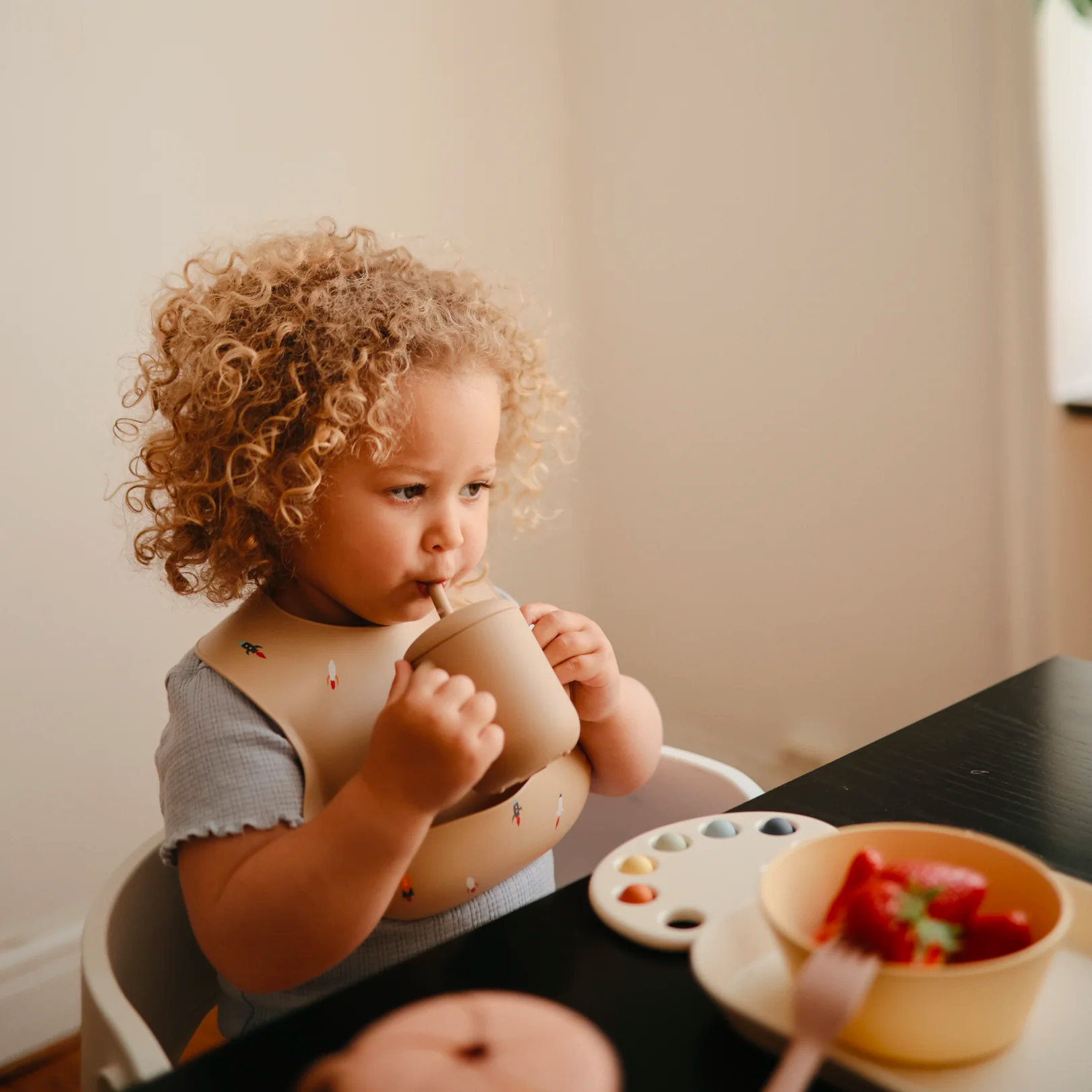 MUSHIE Silicone Training Cup + Straw